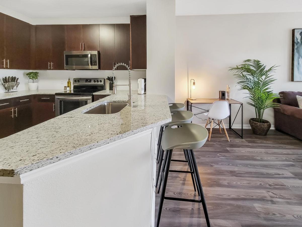 Getaway Apartment Near Beaches And Airport Тампа Экстерьер фото